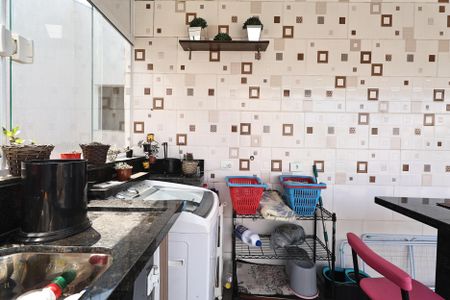 Apartamento à venda com 100m², 2 quartos e 1 vagaLavanderia