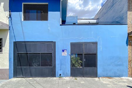 Casa à venda com 85m², 2 quartos e 1 vagaFachada - Plaquinha