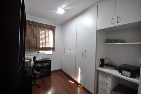 Apartamento à venda com 54m², 2 quartos e 1 vagaQuarto 2