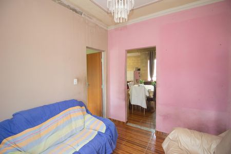 Sala de casa para alugar com 7 quartos, 200m² em Nacional, Contagem