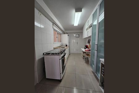 Apartamento à venda com 137m², 3 quartos e 2 vagas Apartamento à venda com 137m², 3 quartos e 2 vagasFoto 03