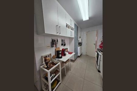 Apartamento à venda com 137m², 3 quartos e 2 vagas Apartamento à venda com 137m², 3 quartos e 2 vagasFoto 02