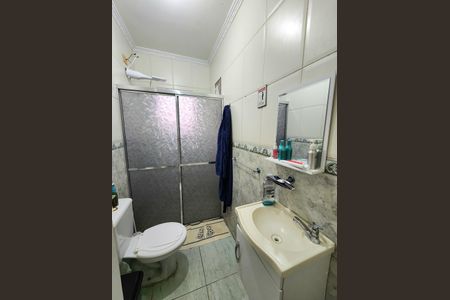 Casa à venda com 105m², 2 quartos e 2 vagasBanheiro