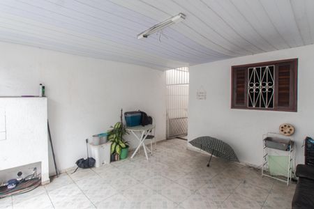 Casa à venda com 105m², 2 quartos e 2 vagasGaragem