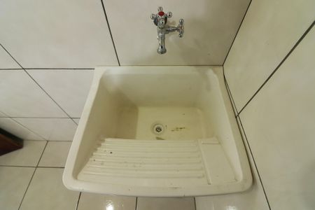 Casa para alugar com 49m², 1 quarto e sem vagaÁrea de Serviço