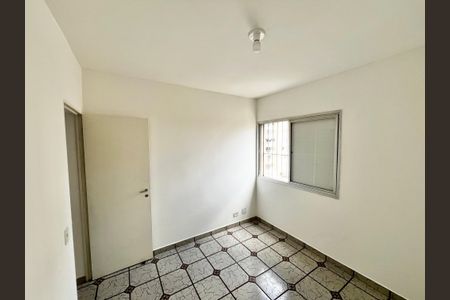 Apartamento à venda com 74m², 3 quartos e 1 vagaQuarto 2
