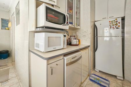 Apartamento para alugar com 130m², 4 quartos e 1 vaga Apartamento para alugar com 130m², 4 quartos e 1 vagaCozinha