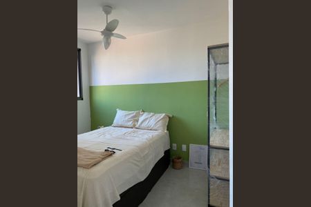 Quarto 2 de apartamento para alugar com 2 quartos, 43m² em Santo Cristo, Rio de Janeiro
