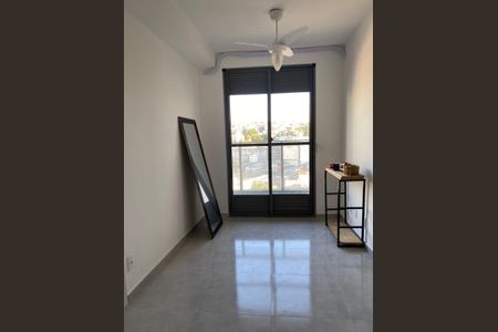 Sala de apartamento para alugar com 2 quartos, 43m² em Santo Cristo, Rio de Janeiro
