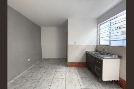 Casa de condomínio para alugar com 15m², 1 quarto e sem vaga Casa de condomínio para alugar com 15m², 1 quarto e sem vagaKitnet