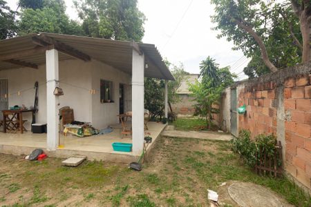Casa para alugar com 38m², 1 quarto e sem vagaQuintal