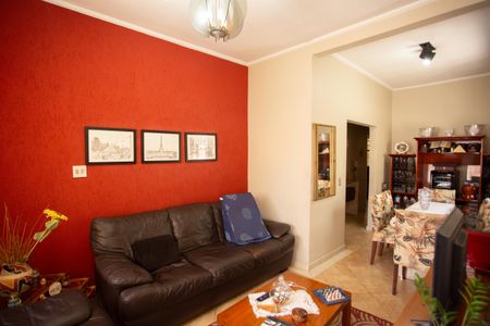 SALA de casa à venda com 3 quartos, 200m² em São Domingos, São Paulo