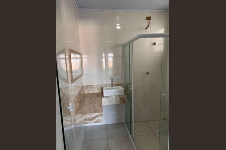 Casa à venda com 3 quartos, 200m² em Vila Invernada, São Paulo