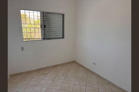 Casa à venda com 3 quartos, 200m² em Vila Invernada, São Paulo