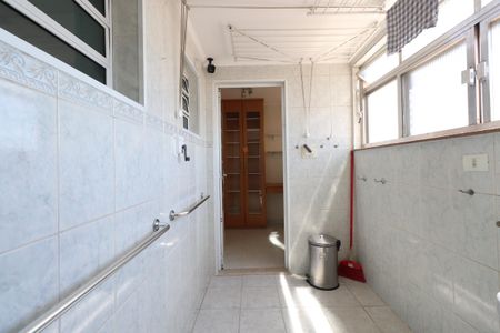 Apartamento à venda com 86m², 2 quartos e 1 vagaÁrea de Serviço