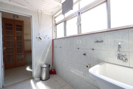 Apartamento à venda com 86m², 2 quartos e 1 vagaÁrea de Serviço