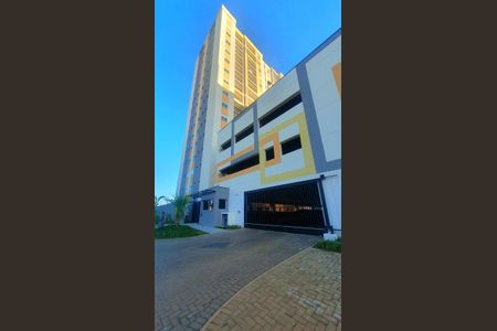 Apartamento para alugar com 60m², 2 quartos e 1 vaga Apartamento para alugar com 60m², 2 quartos e 1 vagaFachada