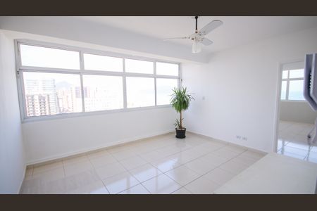 Apartamento para alugar com 69m², 1 quarto e 1 vagaSala