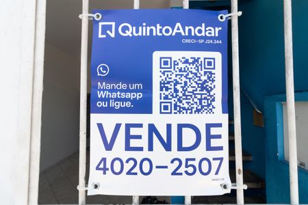 Casa à venda com 250m², 2 quartos e 1 vaga Casa à venda com 250m², 2 quartos e 1 vagaPlaca do QuintoAndar