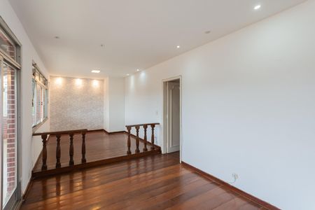 Sala de apartamento à venda com 3 quartos, 120m² em Benfica, Rio de Janeiro