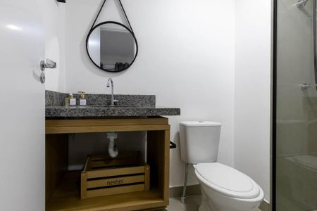 Banheiro de kitnet/studio para alugar com 1 quarto, 29m² em Centro Histórico de São Paulo, São Paulo