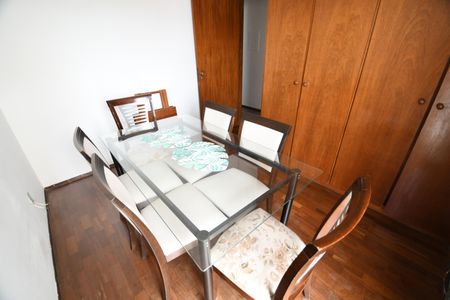 Apartamento à venda com 57m², 2 quartos e 1 vagaQuarto 1