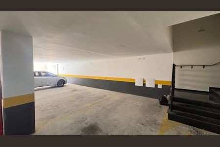 Apartamento à venda com 90m², 2 quartos e 2 vagas Apartamento à venda com 90m², 2 quartos e 2 vagasGaragem