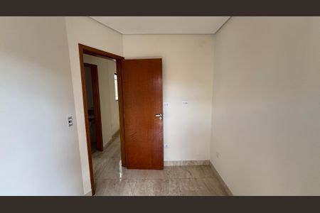 Apartamento à venda com 90m², 2 quartos e 2 vagas Apartamento à venda com 90m², 2 quartos e 2 vagasQuarto