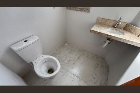 Apartamento à venda com 90m², 2 quartos e 2 vagas Apartamento à venda com 90m², 2 quartos e 2 vagasBanheiro da Suíte