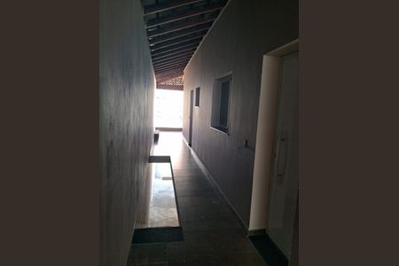 Casa à venda com 114m², 3 quartos e 1 vaga Casa à venda com 114m², 3 quartos e 1 vagaCorredor