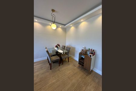 Sala de apartamento à venda com 2 quartos, 47m² em Vila Satúrnia, Campinas