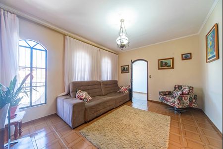Casa para alugar com 3 quartos, 317m² em Vila Humaita, Santo André