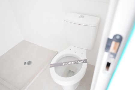 Banheiro de apartamento à venda com 1 quarto, 26m² em Alto da Mooca, São Paulo