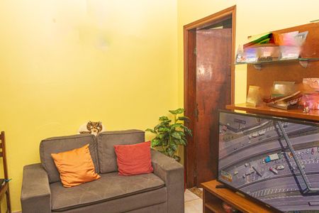 Sala de casa para alugar com 3 quartos, 125m² em Jardim Regis, São Paulo