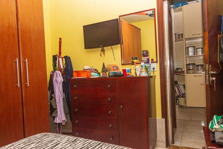 Quarto 2 de casa para alugar com 3 quartos, 125m² em Jardim Regis, São Paulo