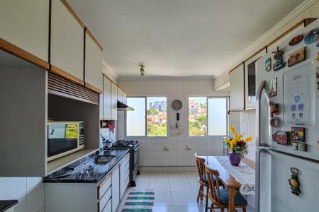 Apartamento para alugar com 65m², 2 quartos e 1 vagaCozinha