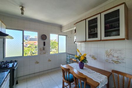 Apartamento para alugar com 65m², 2 quartos e 1 vagaCozinha