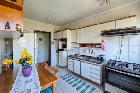 Apartamento para alugar com 65m², 2 quartos e 1 vagaCozinha