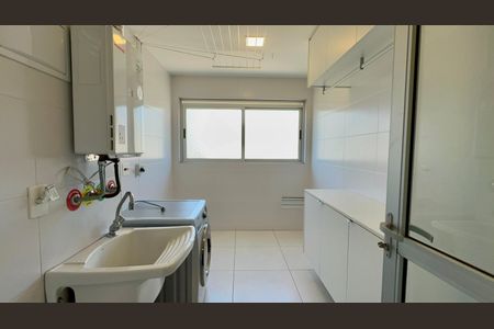 Apartamento para alugar com 120m², 2 quartos e sem vagaÁrea de Serviço