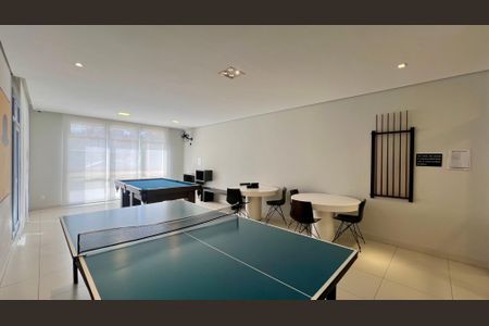 Apartamento para alugar com 120m², 2 quartos e sem vagaÁrea comum