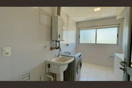 Apartamento para alugar com 120m², 2 quartos e sem vagaÁrea de Serviço