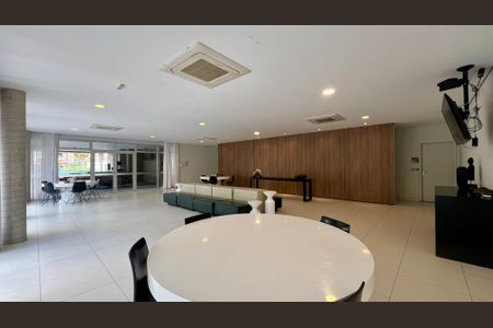 Apartamento para alugar com 120m², 2 quartos e sem vagaÁrea comum