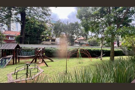 Apartamento para alugar com 120m², 2 quartos e sem vagaPlayground