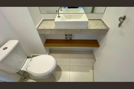 Apartamento para alugar com 120m², 2 quartos e sem vagaLavabo