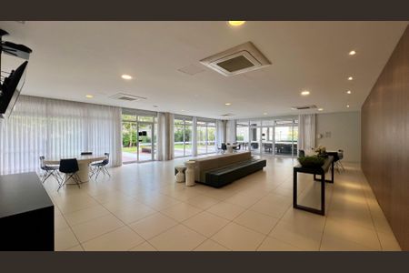 Apartamento para alugar com 120m², 2 quartos e sem vagaÁrea comum