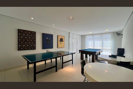 Apartamento para alugar com 120m², 2 quartos e sem vagaÁrea comum