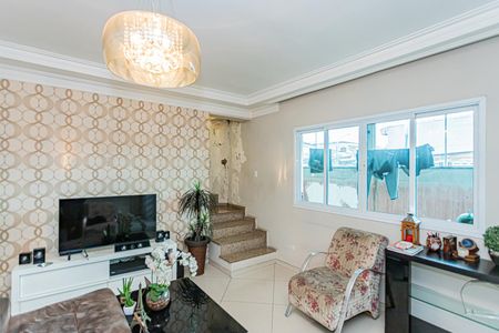 Casa à venda com 196m², 3 quartos e 4 vagas Casa à venda com 196m², 3 quartos e 4 vagasSala