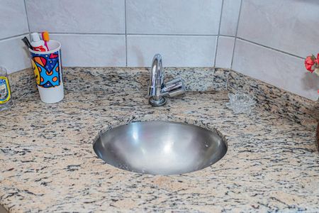 Casa à venda com 196m², 3 quartos e 4 vagas Casa à venda com 196m², 3 quartos e 4 vagasBanheiro da Suíte