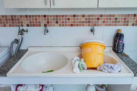 Casa à venda com 196m², 3 quartos e 4 vagas Casa à venda com 196m², 3 quartos e 4 vagasÁrea de Serviço