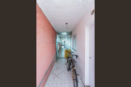 Casa à venda com 196m², 3 quartos e 4 vagas Casa à venda com 196m², 3 quartos e 4 vagasCorredor